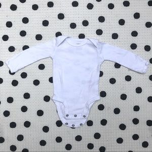 Set of four NB L/S onesies